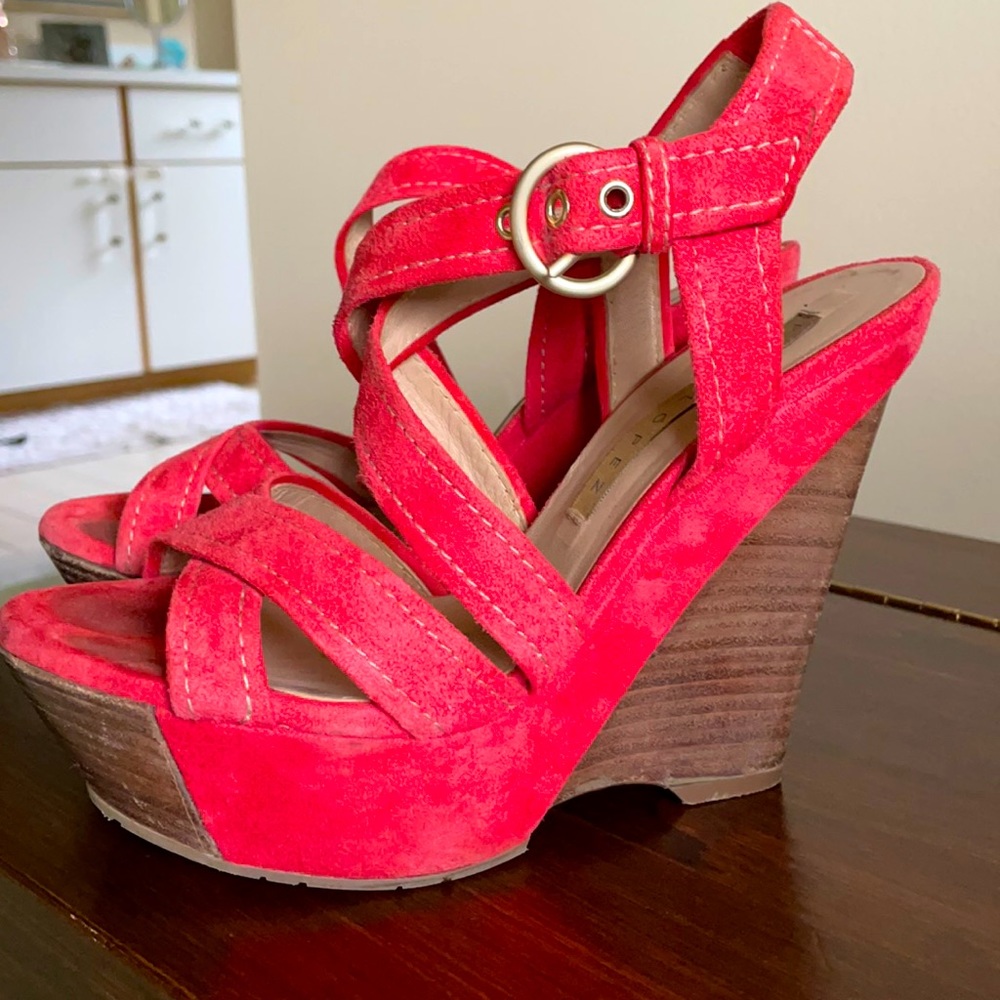 Pura Lopez size 37 suede platform wedges.